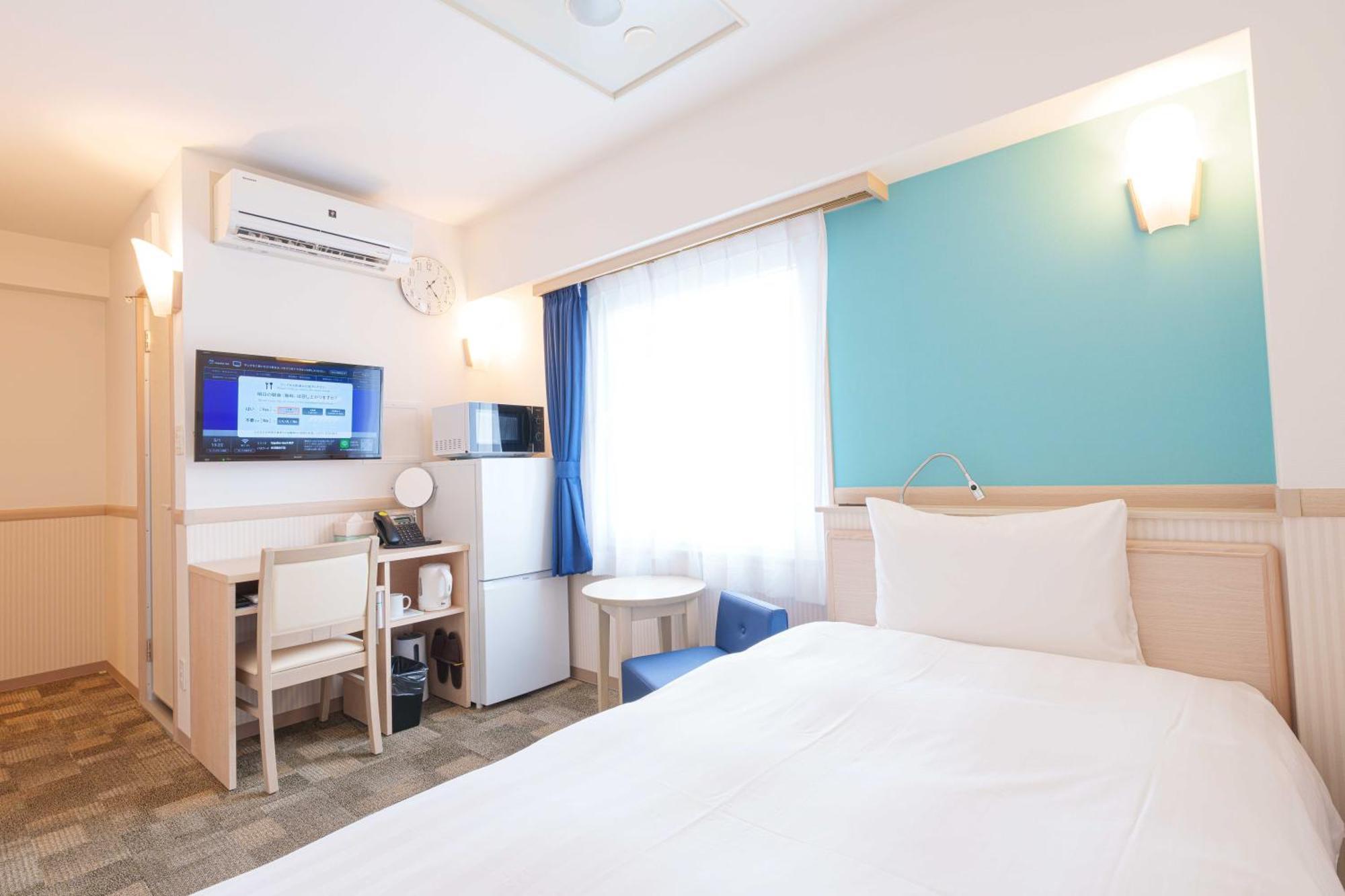 Toyoko Inn Osaka Hankyu Juso-Eki Nishi-Guchi No.2 Exterior foto